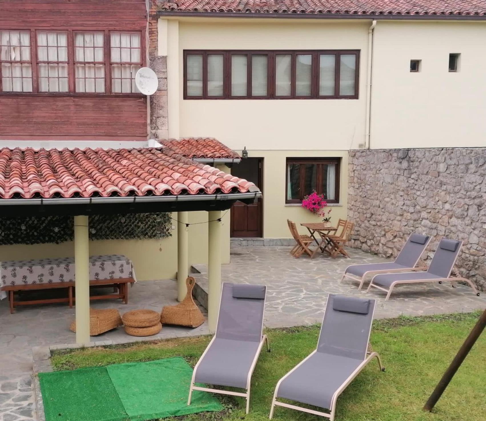 El Jardin De Aleyda, Vv Vacacional Villa Лянес Екстериор снимка
